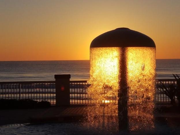 Oceanfront Studio Condo , Daytona Beach Fl Bagian luar foto