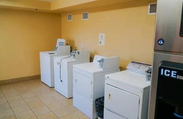 Oceanfront Studio Condo , Daytona Beach Fl Bagian luar foto